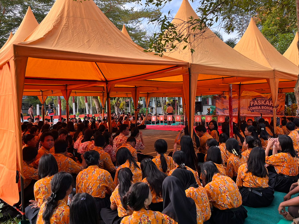 Semarak Perayaan Paskah SMA Negeri 1 Sepang: Hadirkan Berbagai Lomba Kerohanian hingga Pelestarian Bahasa Daerah